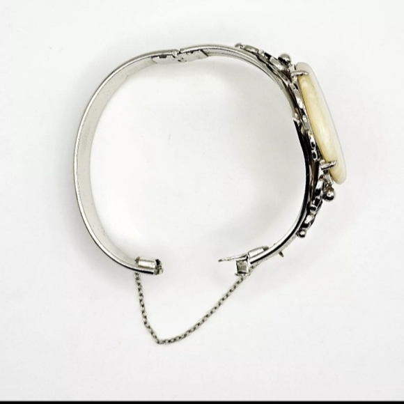 Whiting & Davis Vintage Signed Agate Silver Tone Southwestern Hinge Bracelet - Picture 8 of 11